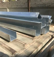 Швеллеры 50×60×50 и 50×100×50 после нанесения цинкового покрытия на изделие Горячее цинкование швеллеров 50×60×50 и 50×100×50 на выгодных условиях поставки