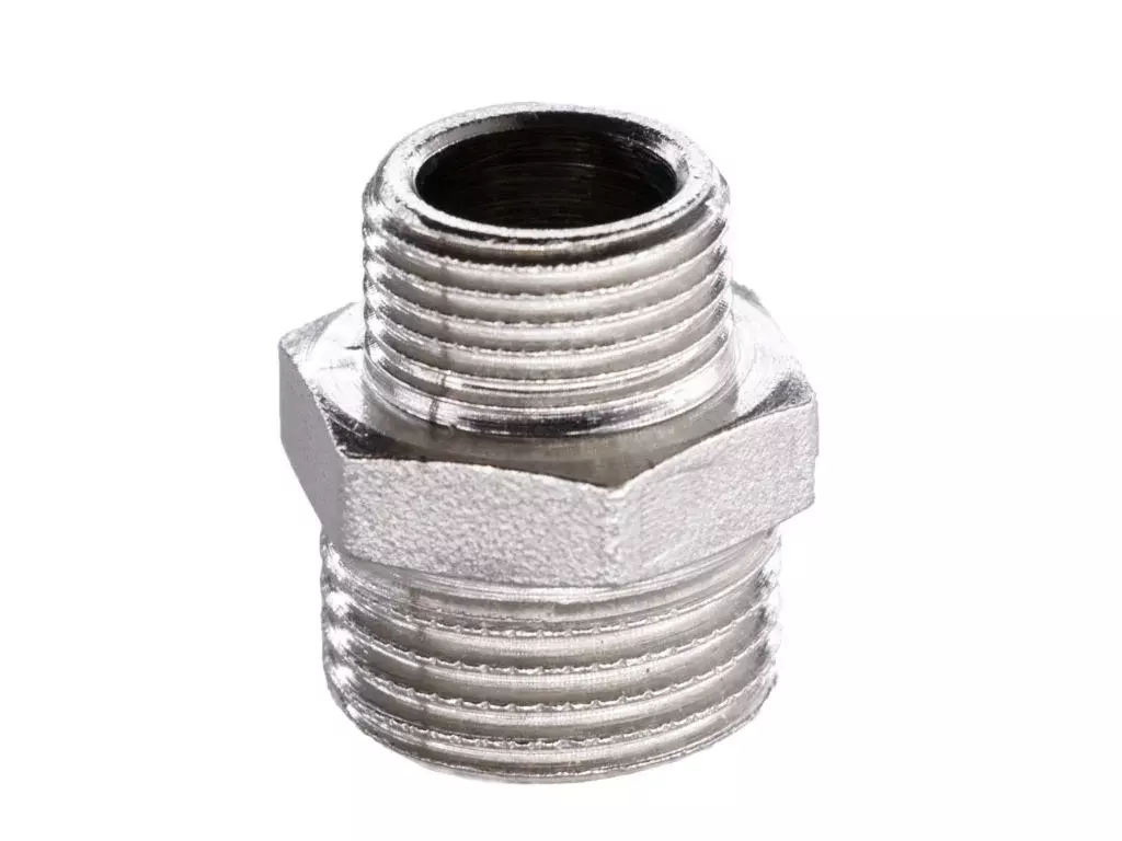 Ниппель переходной, 1 1/2"х1" (40х25 мм), латунный, никелированный, наружная резьба, цена за штуку